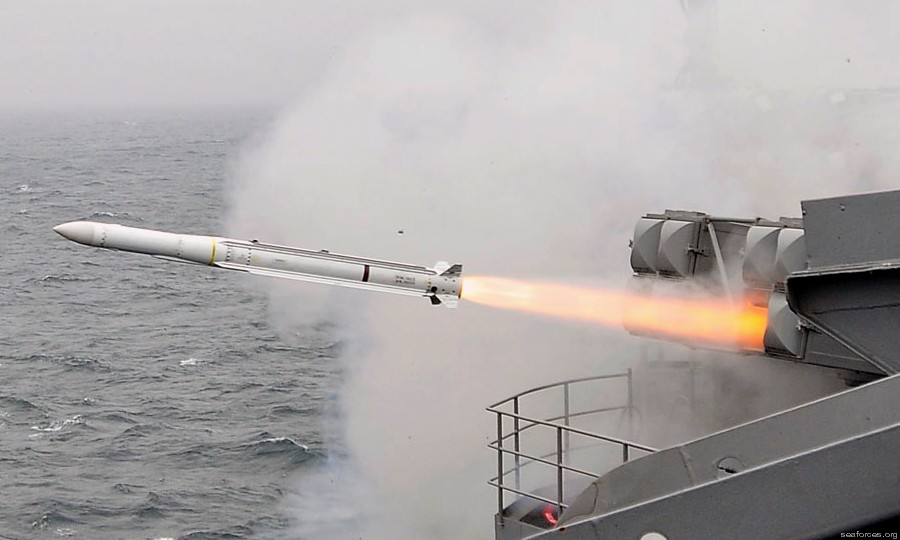 Raytheon bắt đầu sản xuất tên lửa ESSM Block 2
